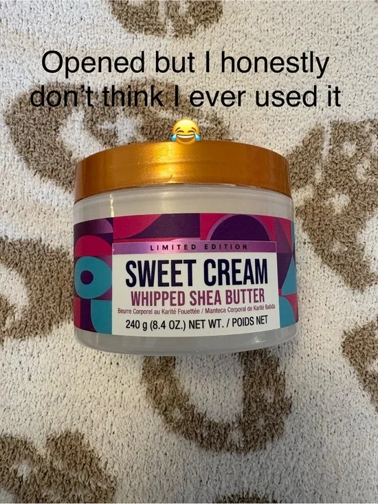 Tree hut - Picture 1 of 2